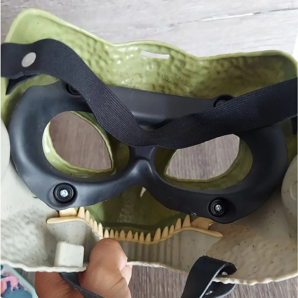 Jurassic World Green Velociraptor Raptor Dinosaur Mask Jurassic Park